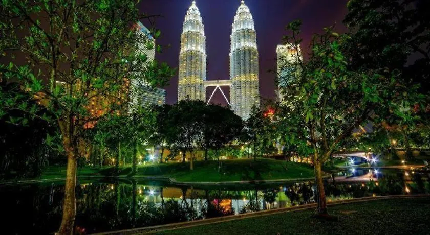 **  Oyo 115 Hotel Safari 1 Ampang  Malesia