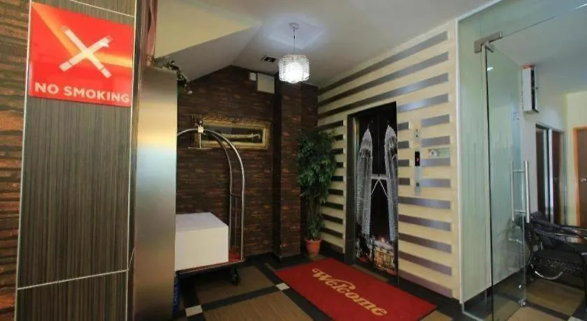 Oyo 115 Hotel Safari 1 Ampang  Ampang (Selangor)