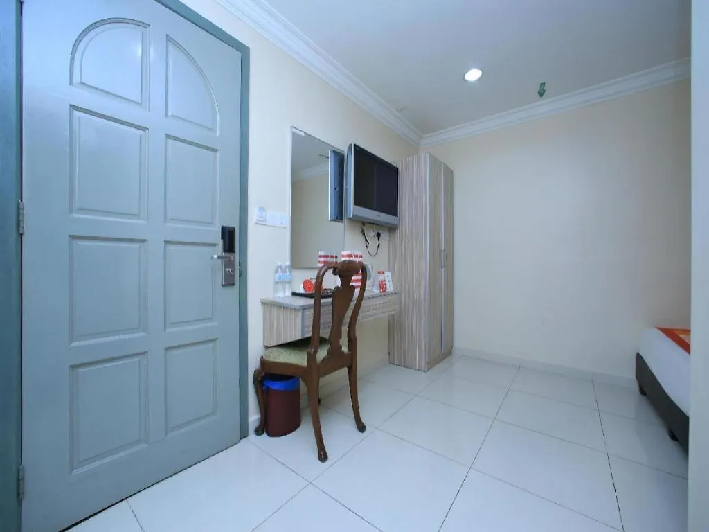 Oyo 115 Hotel Safari 1 Ampang